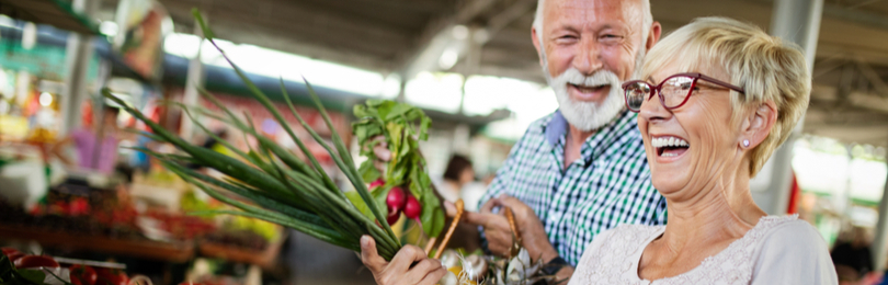 Mature_Couple_Grocery_Shopping_Together