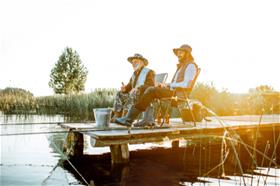 Family_Fishing_Off_Dock