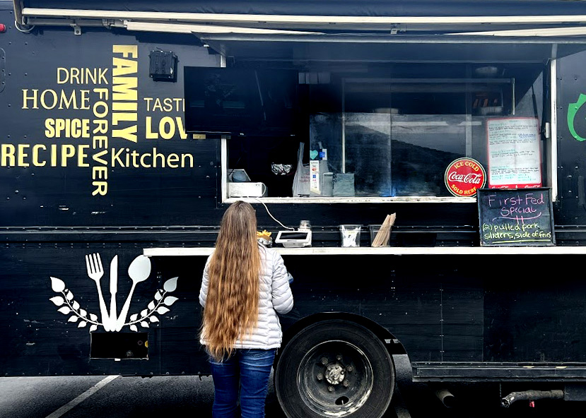 Southern Nibble Food Truck 100A Southern Nibble Food Truck at First Fed Centennial
